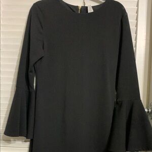 B Darin Little Black Dress w/ flowing sleeves gold back zipper size 13/14